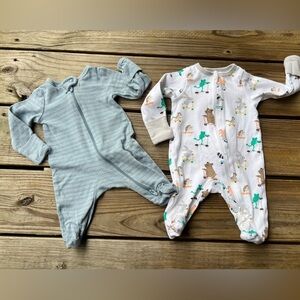 2 Carter’s Zip Up Newborn One Piece Footie Pajamas